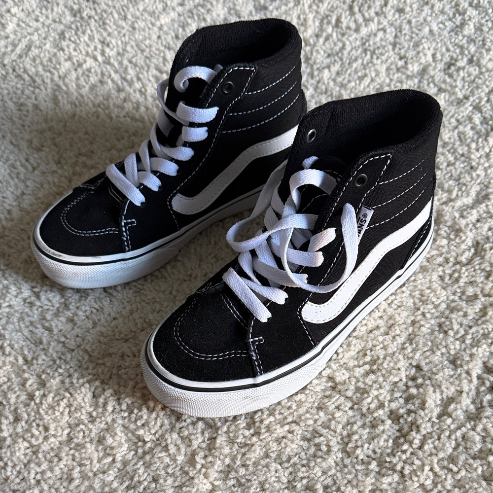 Vans Kids Black and White High-Top Sneakers Size Youth 12